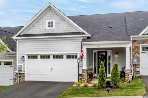 3670 Moffat St, Charlottesville, VA 22902