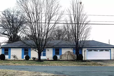 25 Georganna Dr, Lyndhurst, VA 22952
