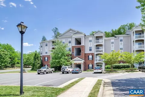 122 Yellowstone Dr #307, Charlottesville, VA 22903