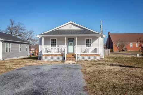 16675 E Prospect Ave E, Elkton, VA 22827