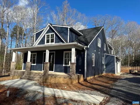 3662 W West Rocketts Ridge Ct W, Sandy Hook, VA 23153