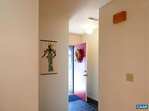 120 Blithe Ct, Charlottesville, VA 22901 photo 14