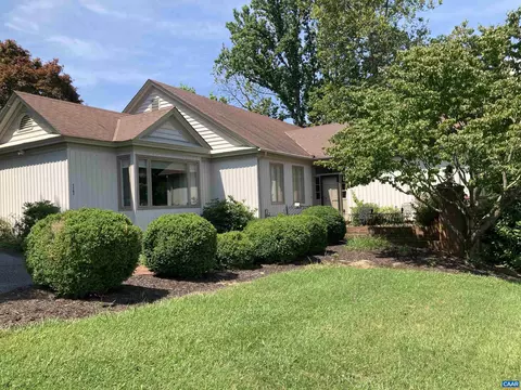 1101 Chestnut Hill Rd, Lynchburg, VA 24503