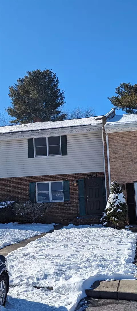 1006 Bridge Ave, Waynesboro, VA 22980