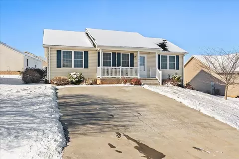 3190 Declaration Dr, Broadway, VA 22815 photo 2