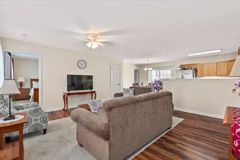 3190 Declaration Dr, Broadway, VA 22815 photo 5