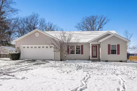 105 Berkeley Ave, Grottoes, VA 24441