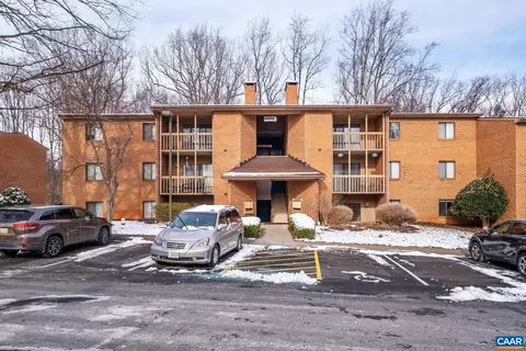 113 Turtle Creek Rd #4, Charlottesville, VA 22901