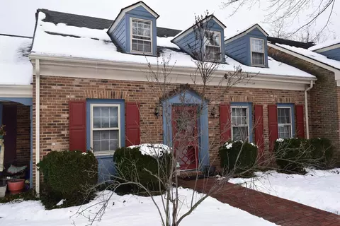 10 Waverley Grn, Staunton, VA 24401