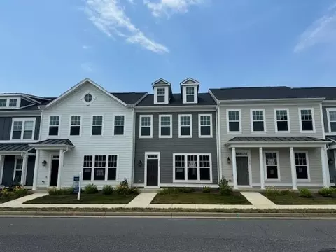 3288 Charleston Blvd #17D, Harrisonburg, VA 22801