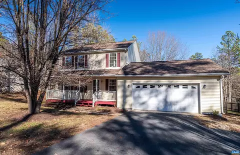 22 Lafayette Dr, Palmyra, VA 22963