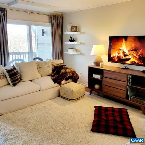 2083 Stone Ridge Condos, Roseland, VA 22967