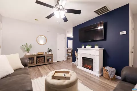 25 Carson Cir, Stuarts Draft, VA 24477 photo 9