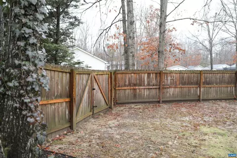 25 Carson Cir, Stuarts Draft, VA 24477 photo 34