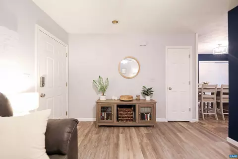 25 Carson Cir, Stuarts Draft, VA 24477 photo 8