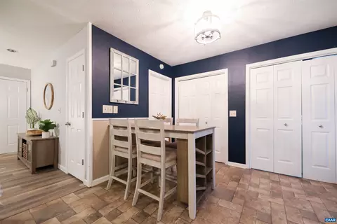 25 Carson Cir, Stuarts Draft, VA 24477 photo 14