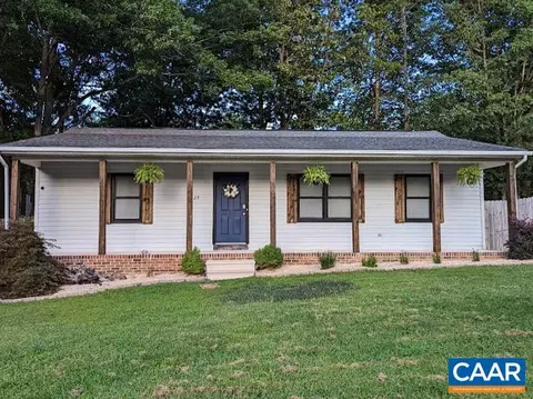 25 Carson Cir, Stuarts Draft, VA 24477 photo 5