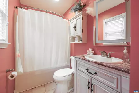 25 Carson Cir, Stuarts Draft, VA 24477 photo 18