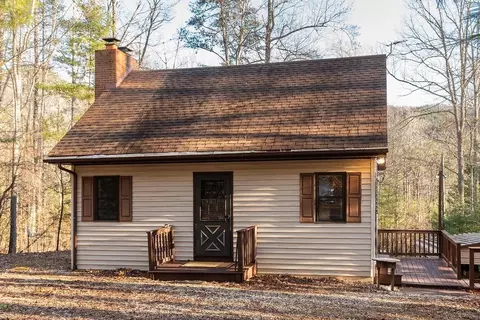 43 Coal Rd, Raphine, VA 24472