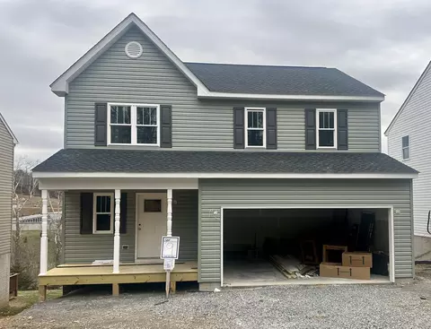 1016 Middlebrook Ave, Staunton, VA 24401