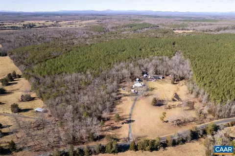 28 Diana Mill Rd # -3, Arvonia, VA 23004