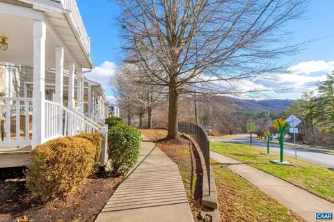1105 Druid Ave #M, Charlottesville, VA 22902