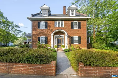 31 University Cir, Charlottesville, VA 22903