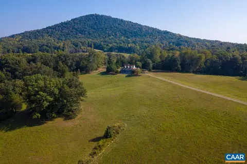 5289 Free Union Rd, Free Union, VA 22940