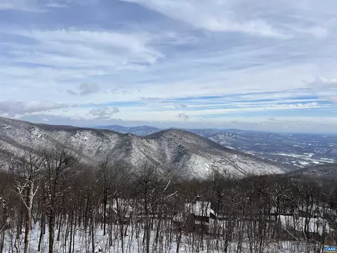 1935 High Ridge Pl Condos, Wintergreen Resort, VA 22967
