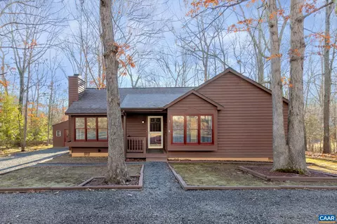 9 N Bearwood Dr N, Palmyra, VA 22963