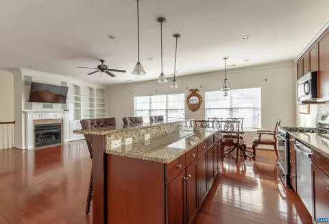 345 Quarry Rd, Charlottesville, VA 22902