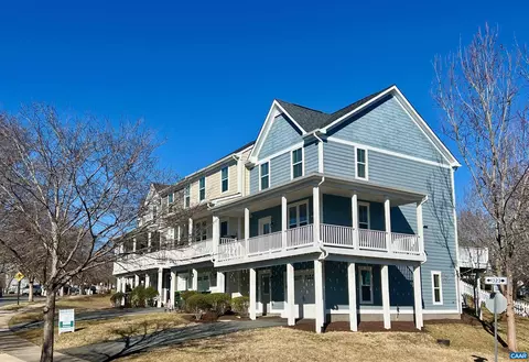 1513 Wickham Pond Dr, Charlottesville, VA 22901