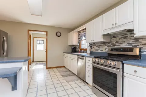 334 Divide Ln, Mathias, WV 26812 photo 11