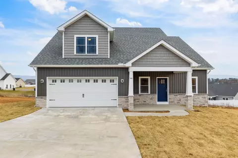 146 Lindburgh Dr, Waynesboro, VA 22980