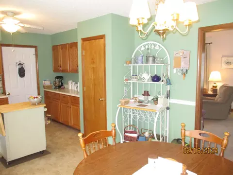 394 Cooper Dr, Stuarts Draft, VA 24477 photo 13