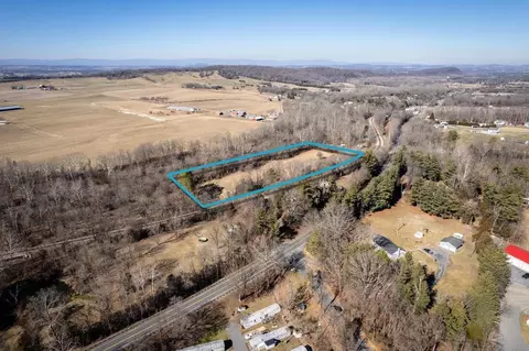 3622 E Side Hwy, Grottoes, VA 24441