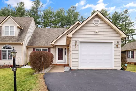 54 Ashleigh Dr, Waynesboro, VA 22980