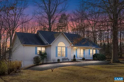 185 Doe Dr, Ruckersville, VA 22968