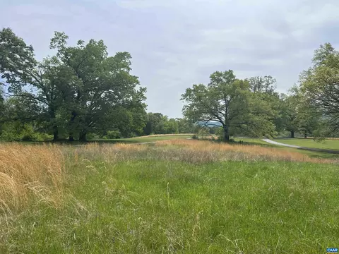 6 Villa Deste Ct, Charlottesville, VA 22903