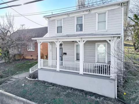 787 N Liberty St N, Harrisonburg, VA 22802
