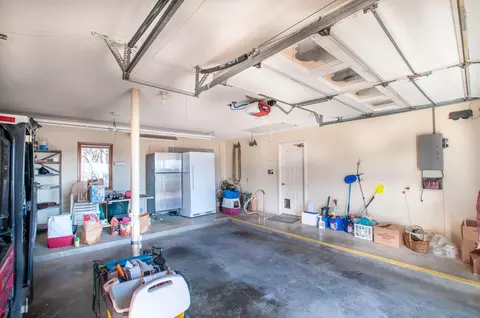 Exterior - 106 Merrick Ln, Raphine, VA 24472 photo 6 of 10