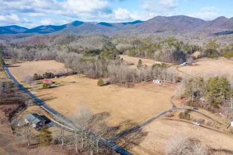 30 Radio Park Ln, Deerfield, VA 24432
