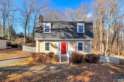 1760 Sourwood Pl, Charlottesville, VA 22911