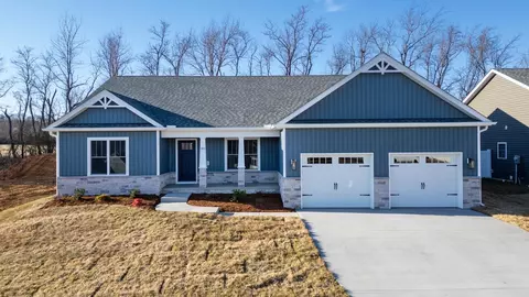 145 Lindburgh Dr, Waynesboro, VA 22980