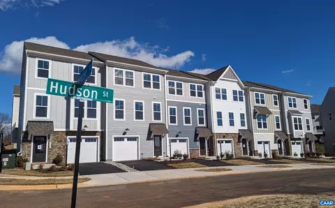 3228 Hudson St, Crozet, VA 22932
