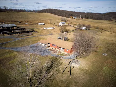 85 87 Curry Rd, Mount Solon, VA 22843 photo 11