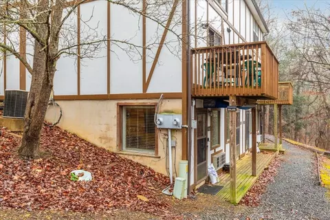 437 B King St #B, Basye, VA 22810 photo 33