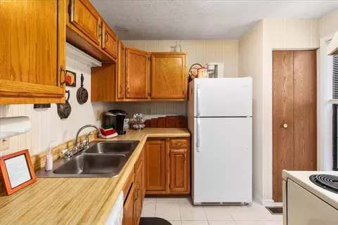 437 B King St #B, Basye, VA 22810 photo 8