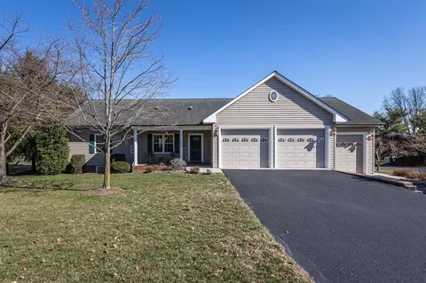 1003 Blue Ridge Dr, Harrisonburg, VA 22802