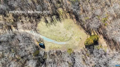 225 Three Sisters Ln, Shipman, VA 22971